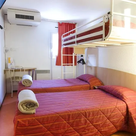 Appart'city Paris Mesnil 3*