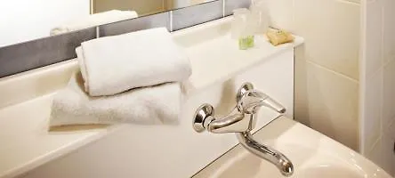 Aparthotel Appart'city Paris Mesnil 3*