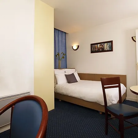 Appart'city Paris Mesnil 3*