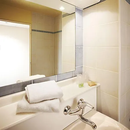 Appart'city Paris Mesnil 3*