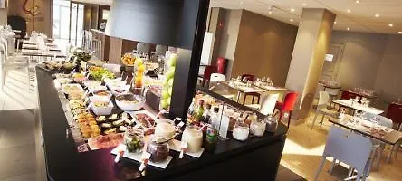 Appart'city Paris Mesnil 3*